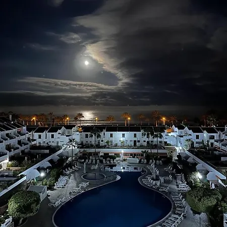 Διαμέρισμα Tower Penthouse Parque Santiago I *