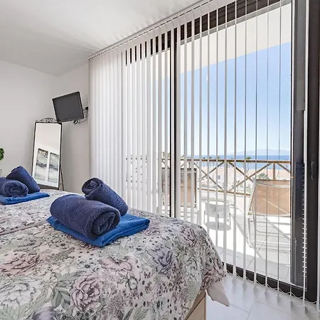 Tower Penthouse Parque Santiago I * بلايا ذي لاس أميريكاس