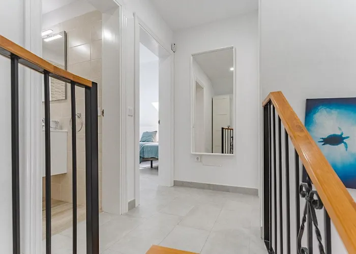 Tower Penthouse Parque Santiago I شقة