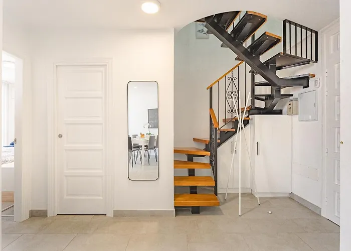 Tower Penthouse Parque Santiago I شقة بلايا ذي لاس أميريكاس